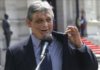 Jaime Paz Zamora ha sido evacuado a una clínica particular 